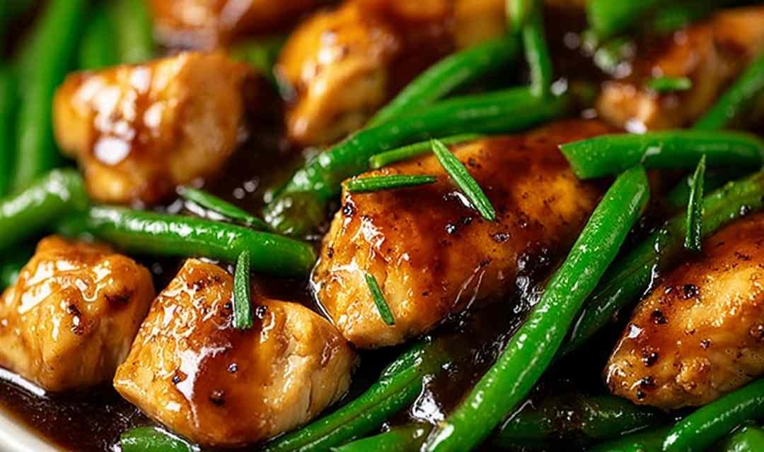 Easy Chicken Breast and Green Beans