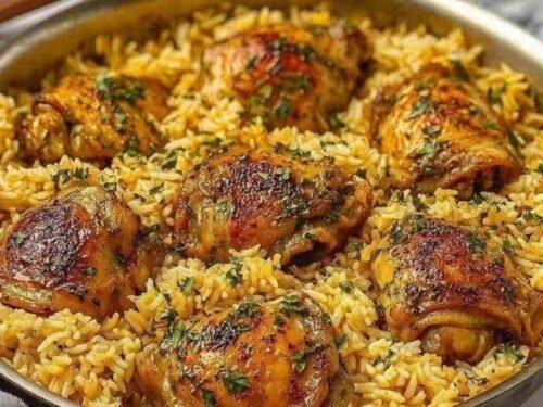 chicken-thighs-and-rice-one-pan-garlic-skillet