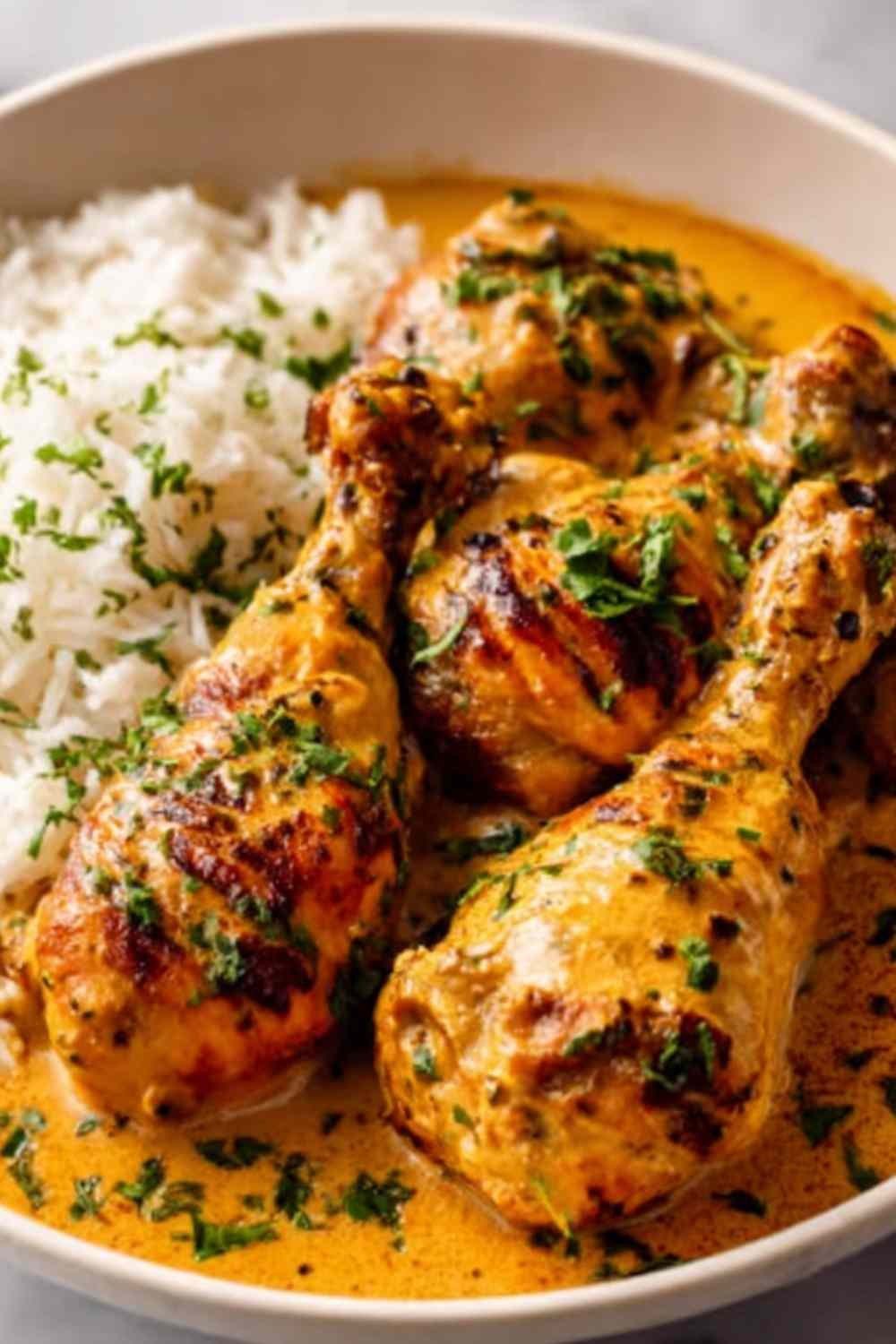 creamy-paprika-chicken-drumsticks-skillet
