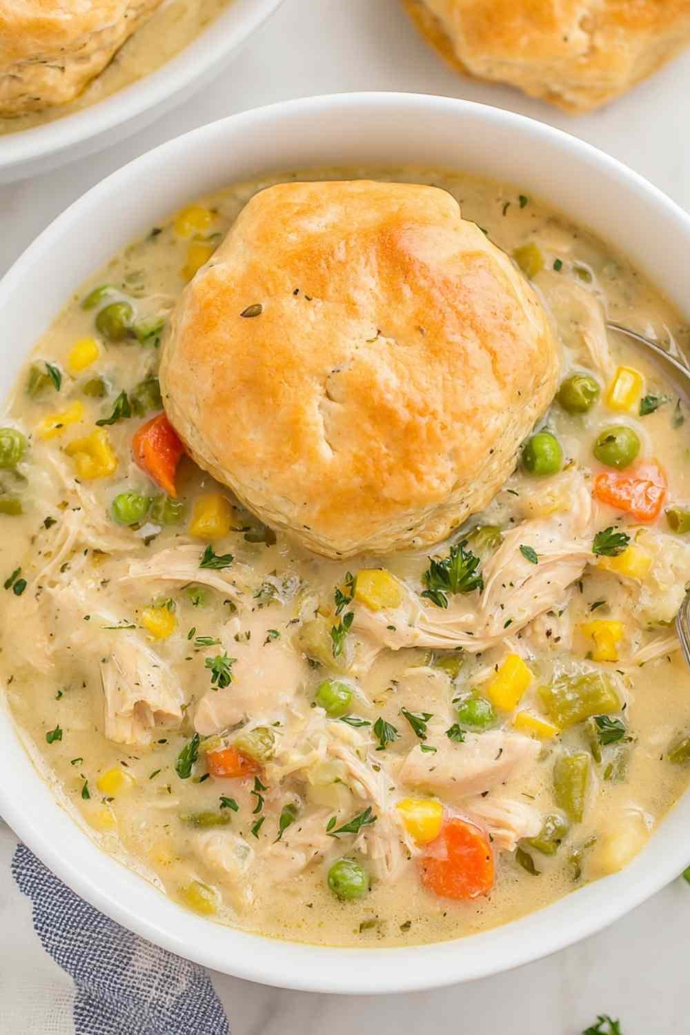 crock-pot-chicken-pot-pie-biscuit-bowl