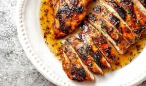 Grilled Chicken Marinade best-chicken-marinade-for-grilling-sliced-plate