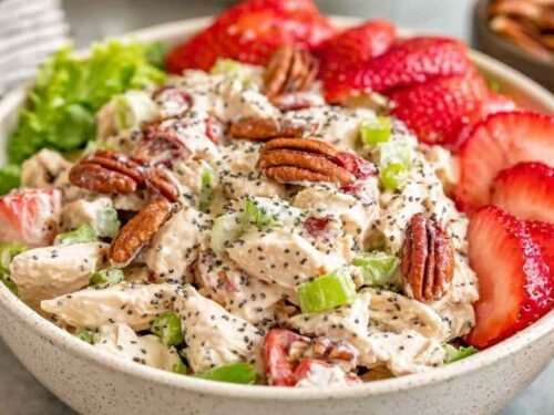 strawberry-pecan-chicken-salad-bowl