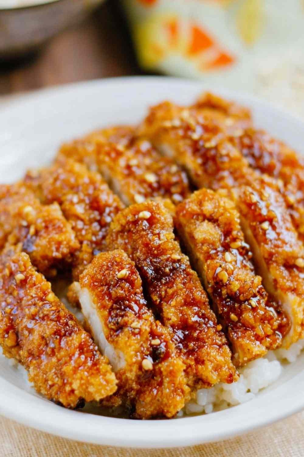 honey-garlic-crispy-chicken-thighs-dinner