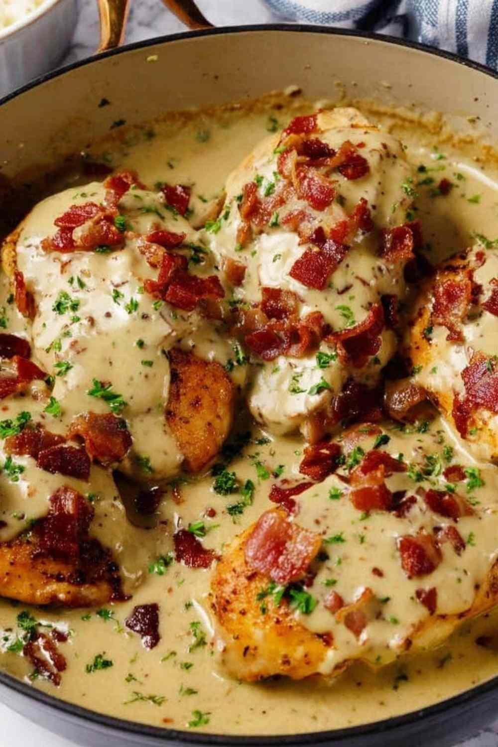 Filename: smothered-chicken-with-bacon-gravy-recipe