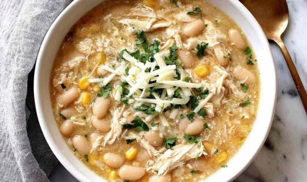 white-chicken-chili-bowl-garnished