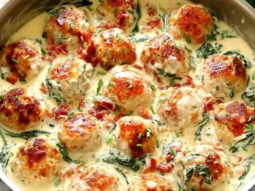 baked-chicken-ricotta-meatballs-spinach-alfredo-skillet